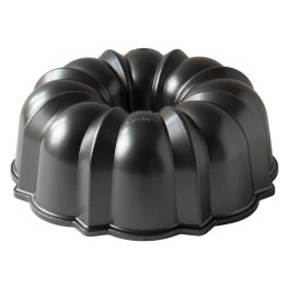 Nordic Ware Original ProCast Bundt Pan